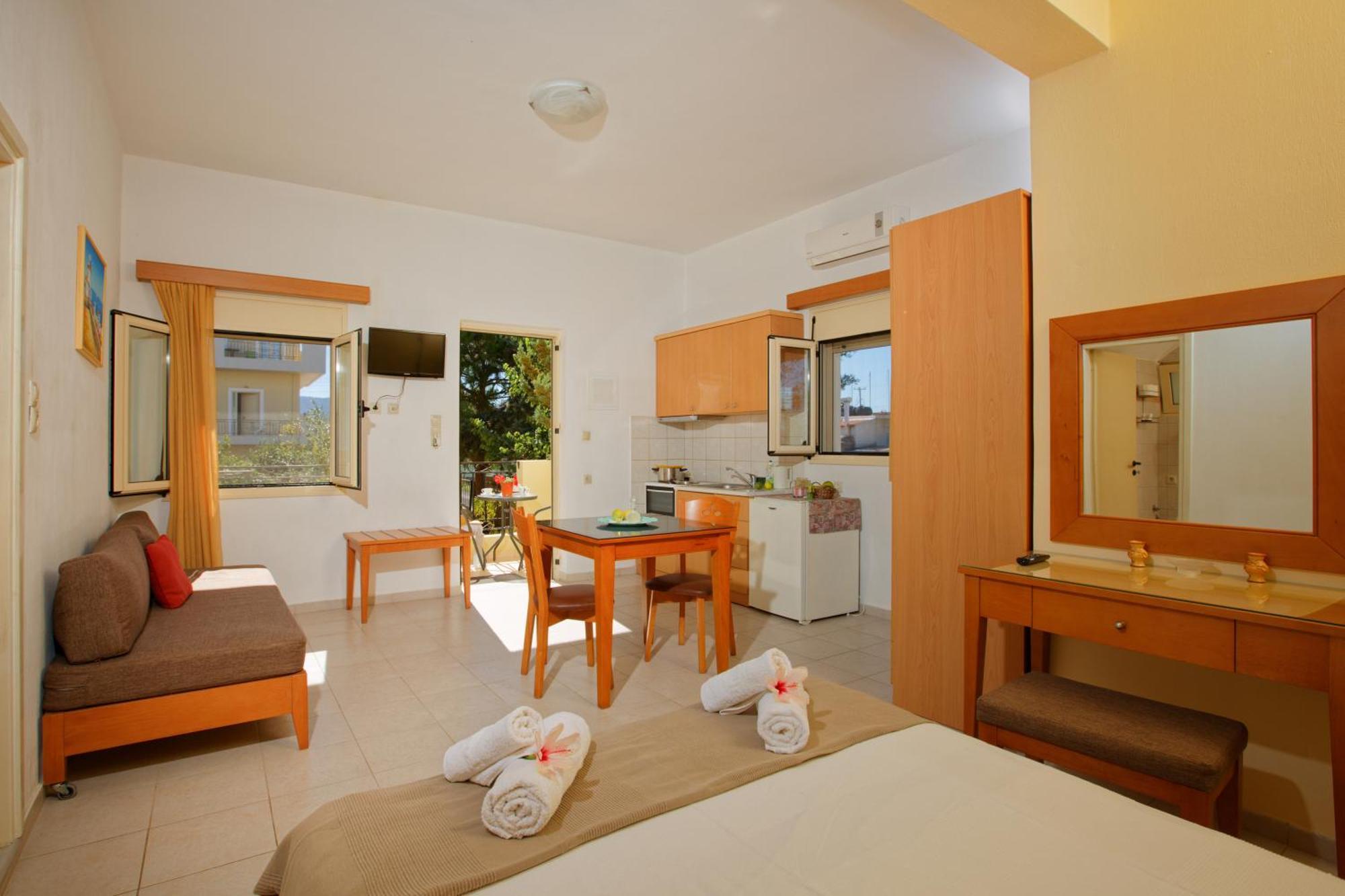 Fotis Studios Apartments Gouves Esterno foto